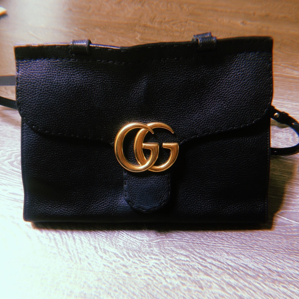 GG Marmont leather top handle bag